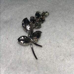 Silvertone Floral Brooch